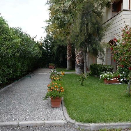 Casa Vacanze Oasi Felicita نوفا سيري مارينا المظهر الخارجي الصورة