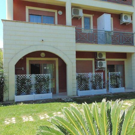 Casa Vacanze Oasi Felicita نوفا سيري مارينا المظهر الخارجي الصورة