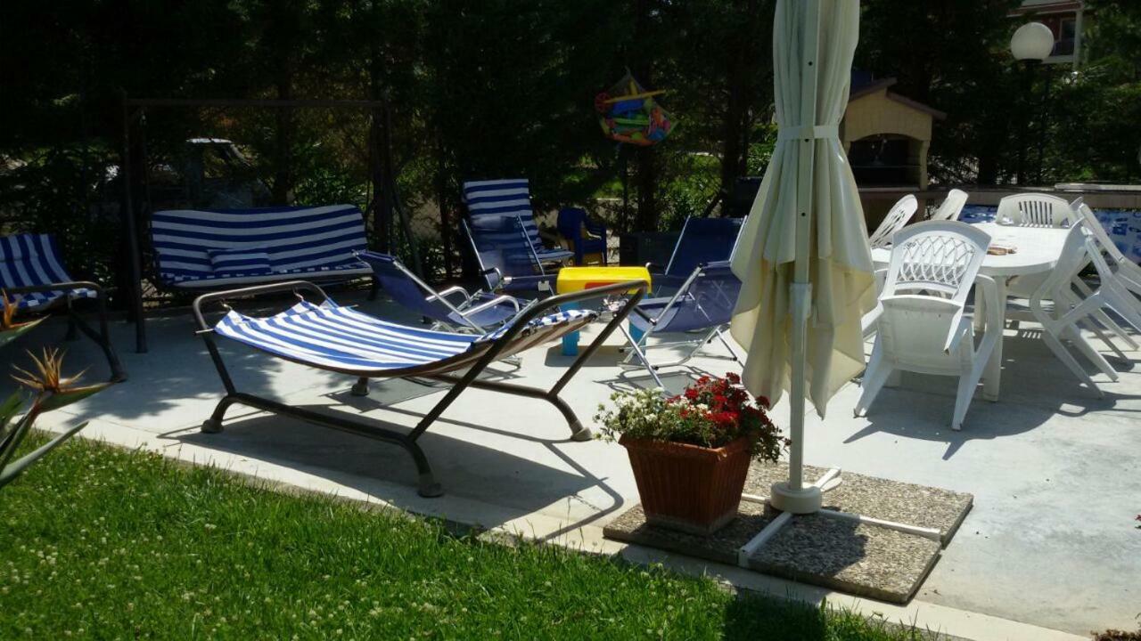 Casa Vacanze Oasi Felicita نوفا سيري مارينا المظهر الخارجي الصورة