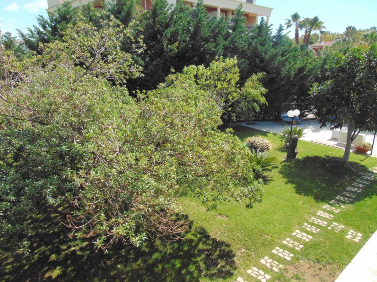 Casa Vacanze Oasi Felicita نوفا سيري مارينا المظهر الخارجي الصورة