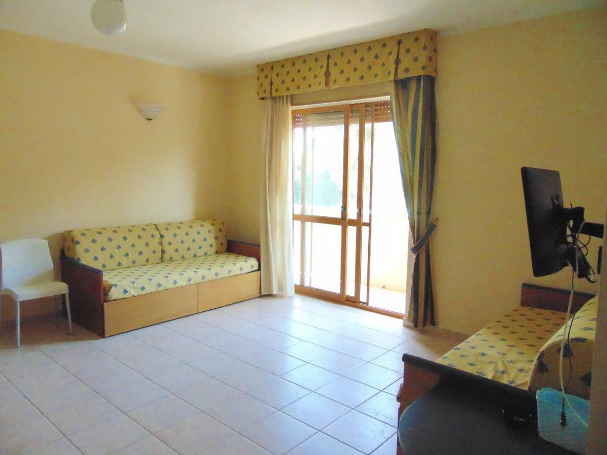 Casa Vacanze Oasi Felicita نوفا سيري مارينا المظهر الخارجي الصورة