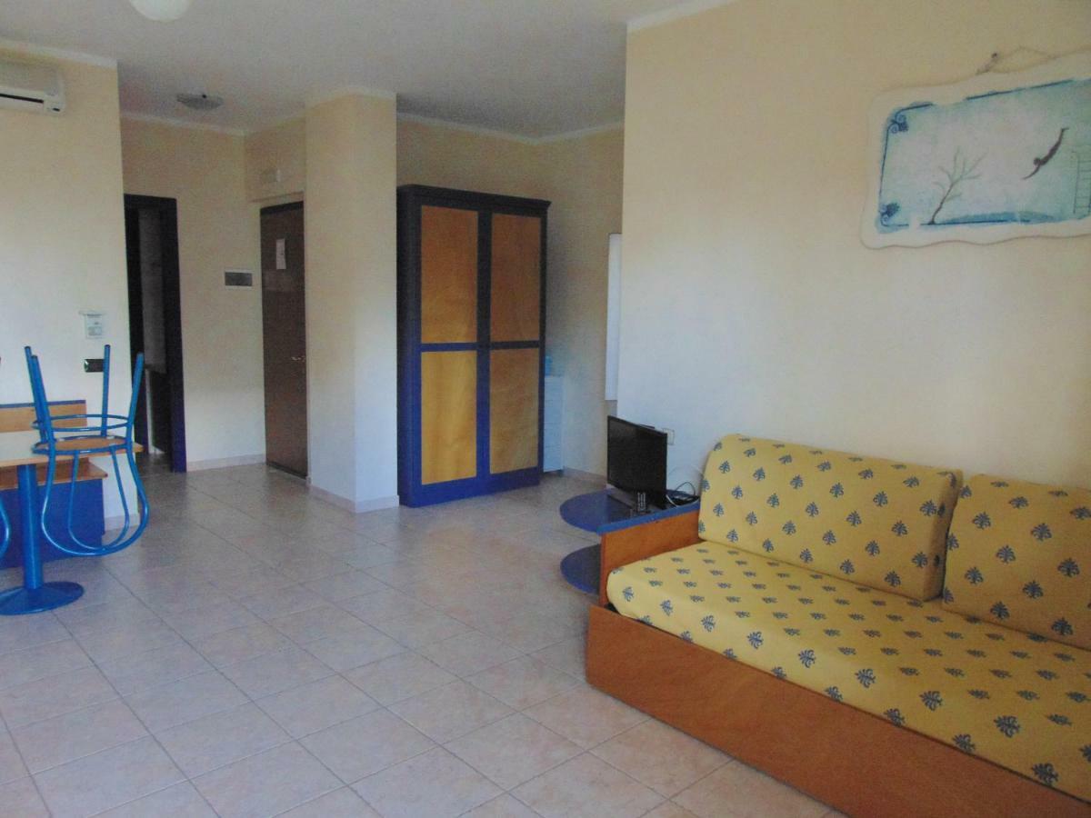 Casa Vacanze Oasi Felicita نوفا سيري مارينا المظهر الخارجي الصورة