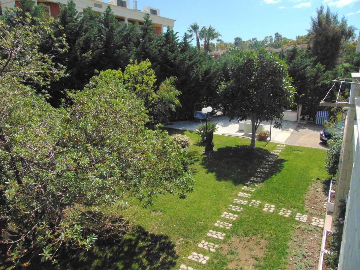 Casa Vacanze Oasi Felicita نوفا سيري مارينا المظهر الخارجي الصورة